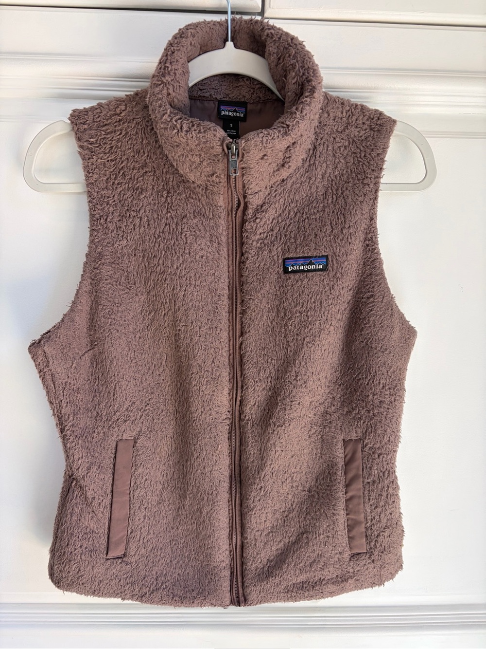 Patagonia Sherpa Fleece Vest in Taupe